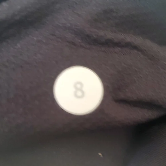 Lululemon SoulCycle Black Short Leggings Sz 8 - Picture 10 of 10